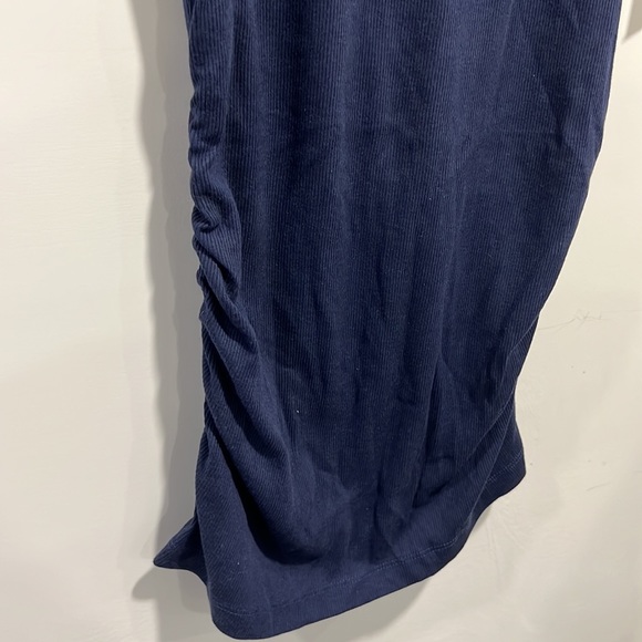 New Old Navy Maternity Navy Ruched Side Tank Top - Picture 3 of 6